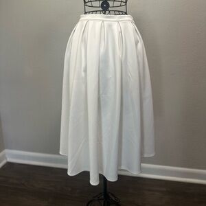 Missguided+ White Pleated Midi Skirt for Weddings